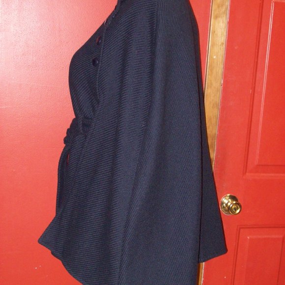 Joan Rivers coat size XL  Navy button Collar cape with tie belt.  XL - Picture 12 of 14